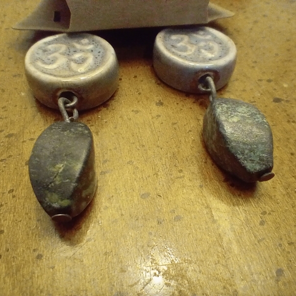 Lila Bhauma Vrindavana Turquoise Earrings - Picture 5 of 8